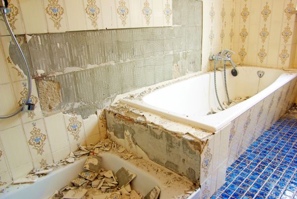 Bathtub Demolition in Harrisburg